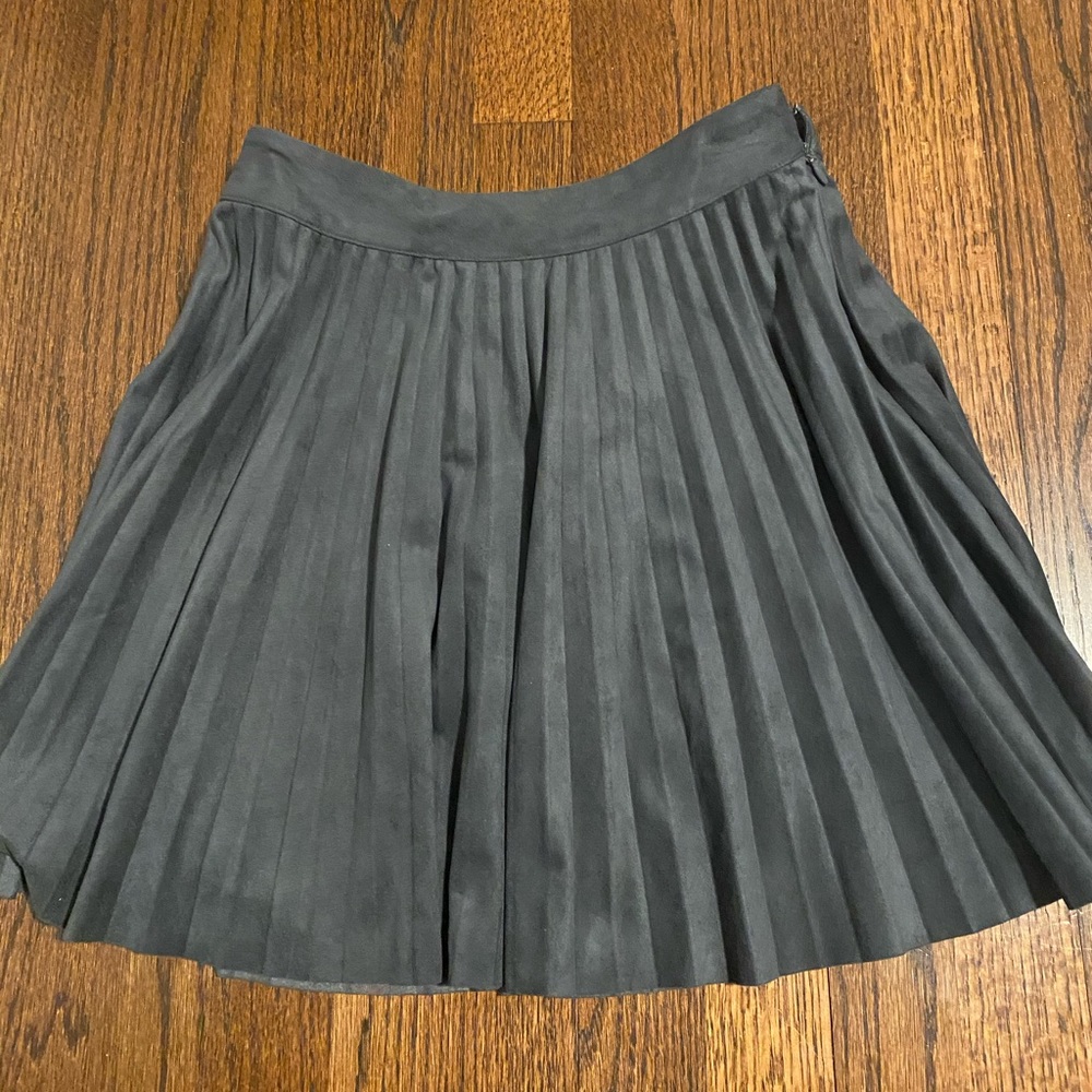 Cute Vineyard Vines skirt